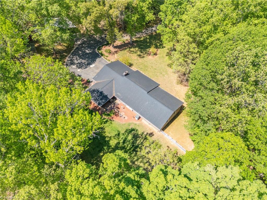 3133 NC HIGHWAY 49 S