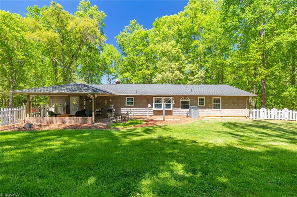 3133 NC HIGHWAY 49 S