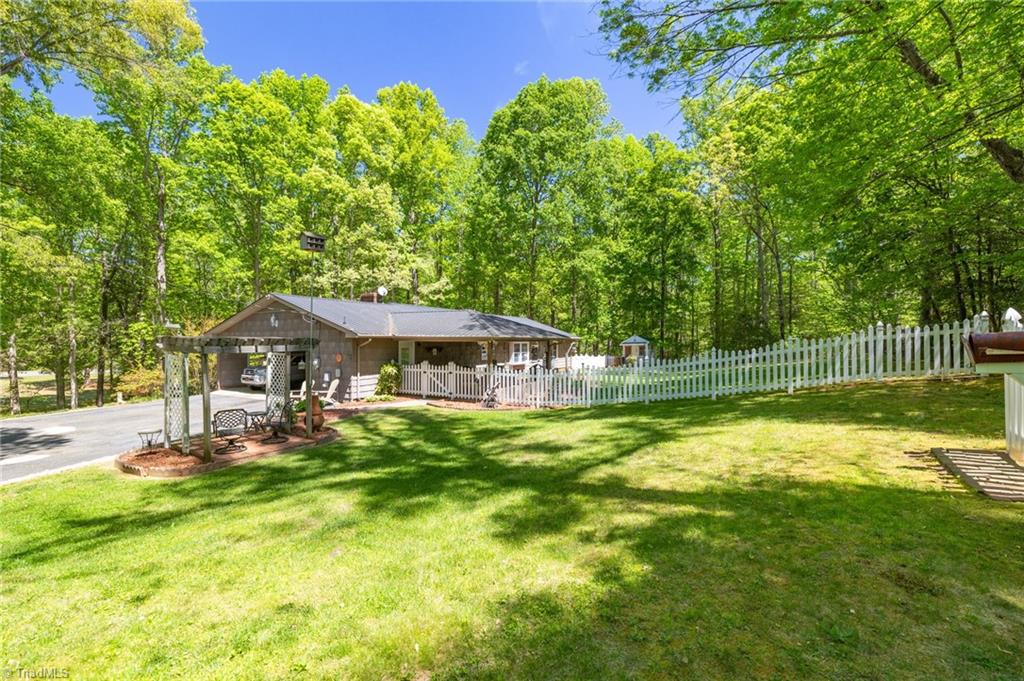 3133 NC HIGHWAY 49 S