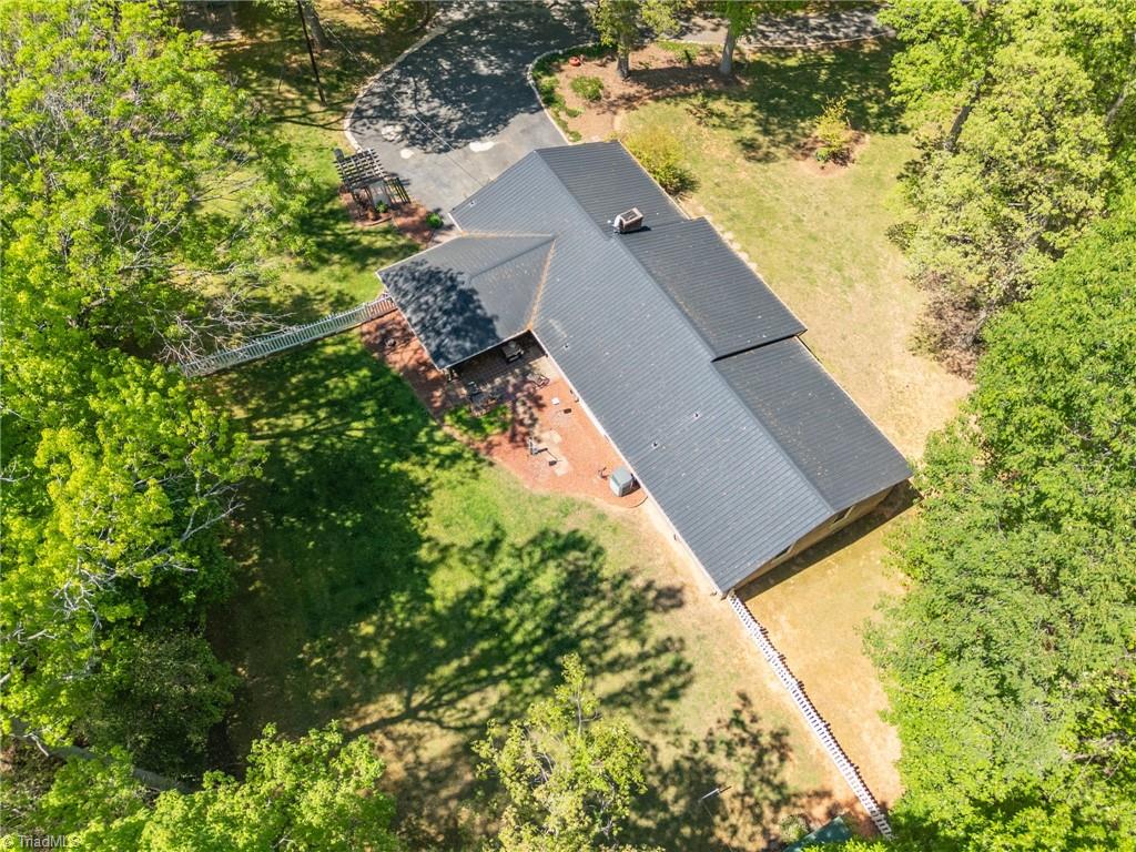 3133 NC HIGHWAY 49 S