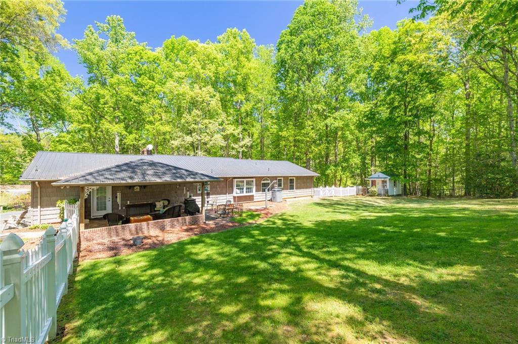 3133 NC HIGHWAY 49 S