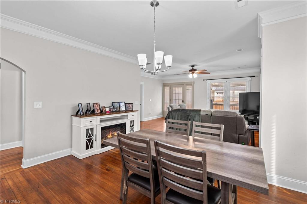705 W 5th Avenue