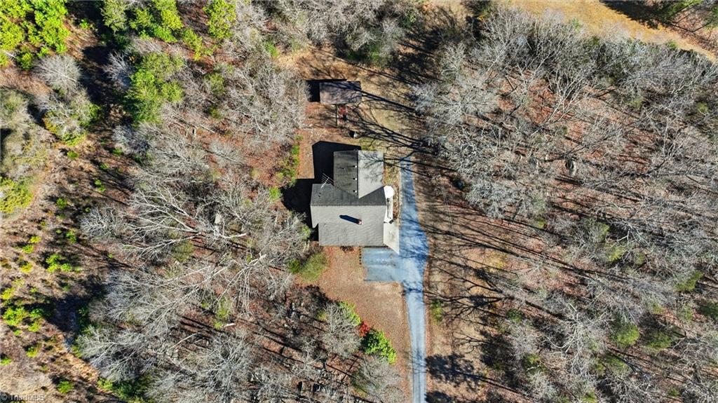 8015 E US Highway 64