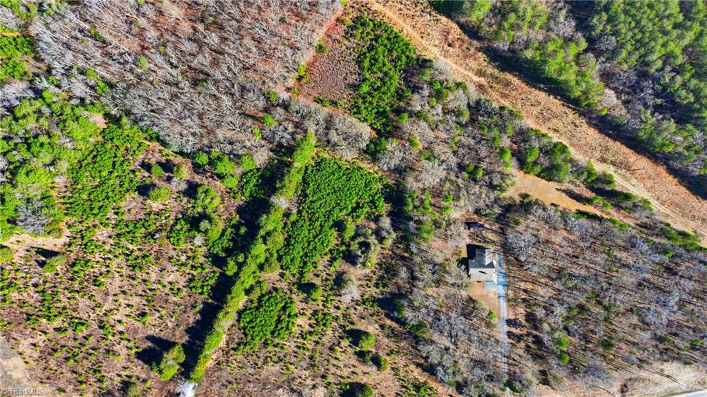 8015 E US Highway 64