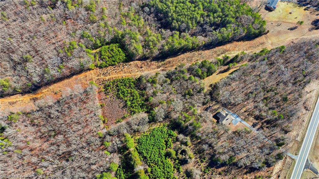 8015 E US Highway 64