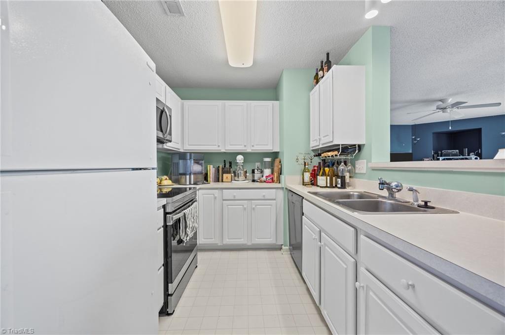 6121 Hedgecock Circle Unit 2C