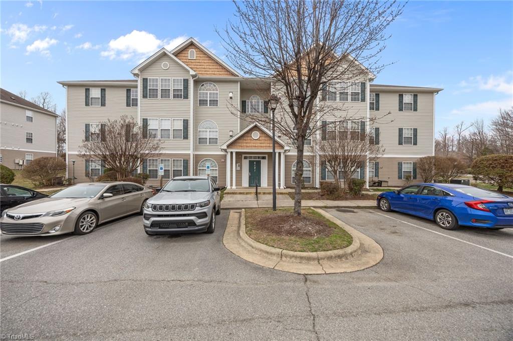 6121 Hedgecock Circle Unit 2C