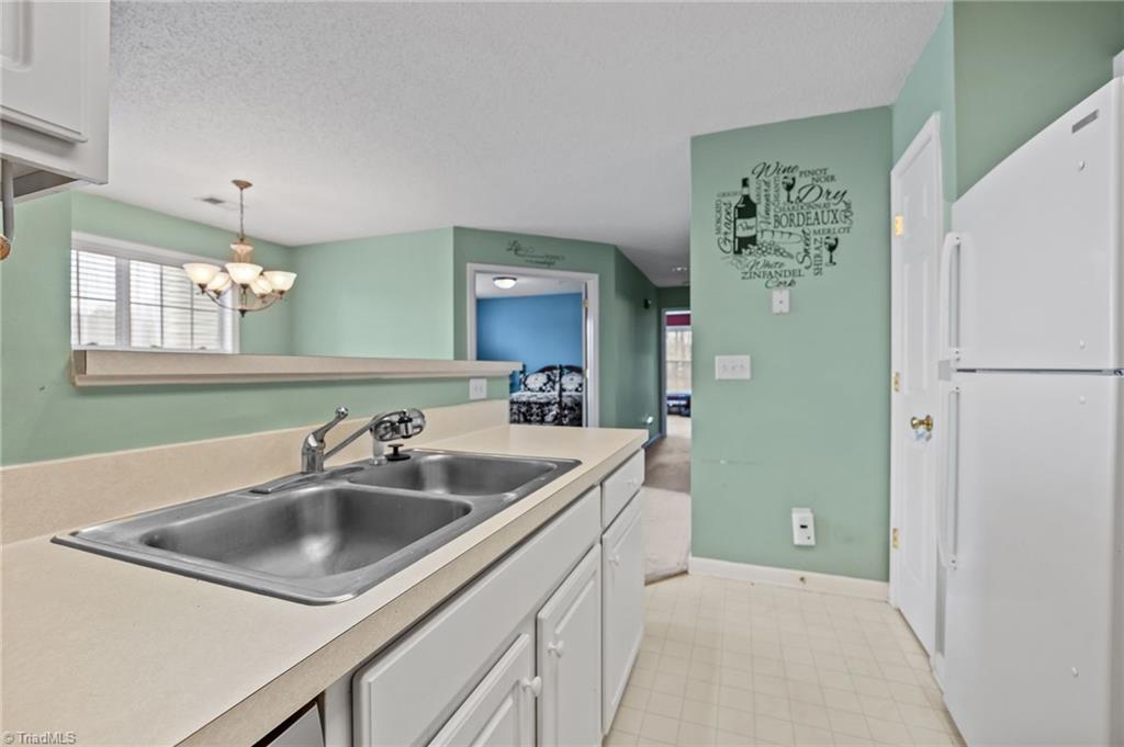 6121 Hedgecock Circle Unit 2C