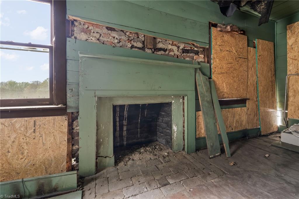 606 E Springfield Road