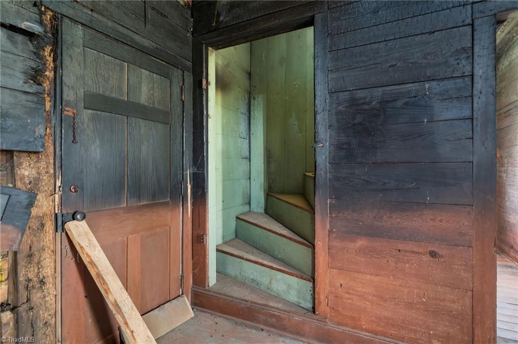 606 E Springfield Road