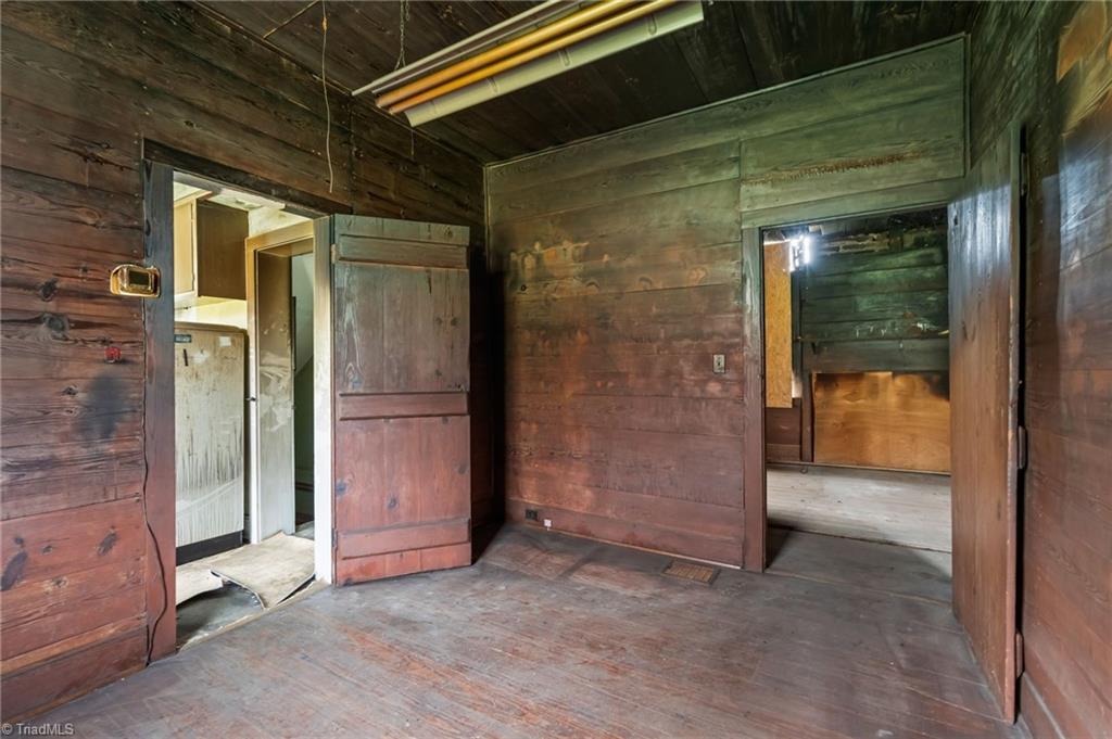 606 E Springfield Road