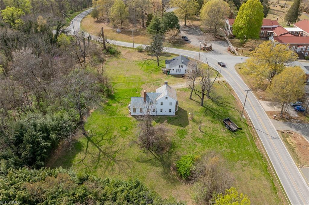 606 E Springfield Road