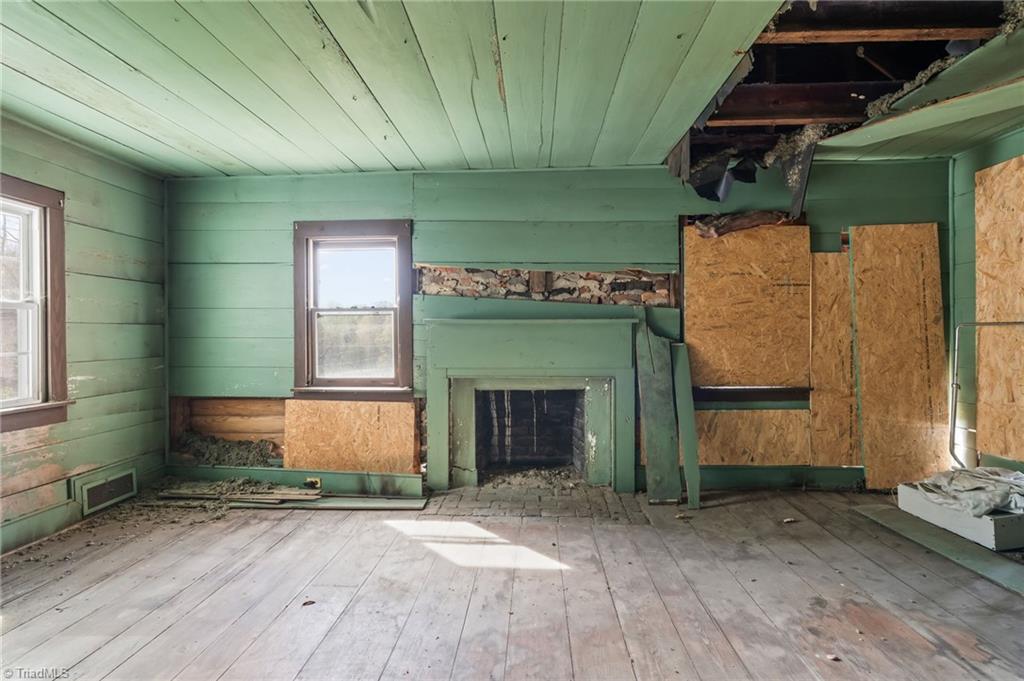 606 E Springfield Road