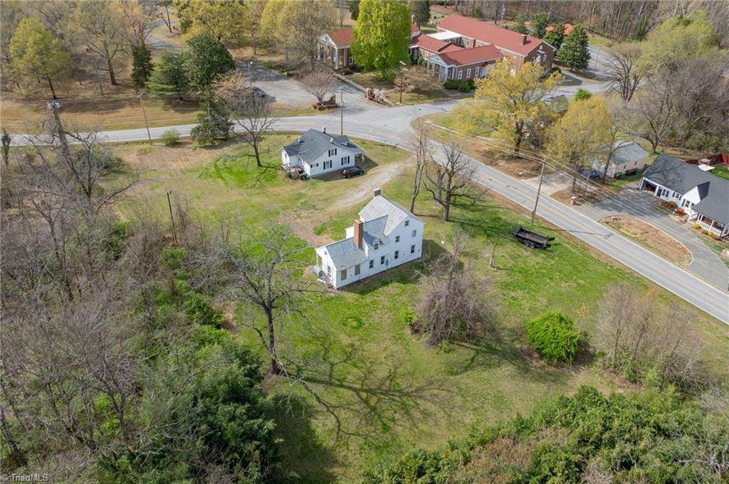 606 E Springfield Road