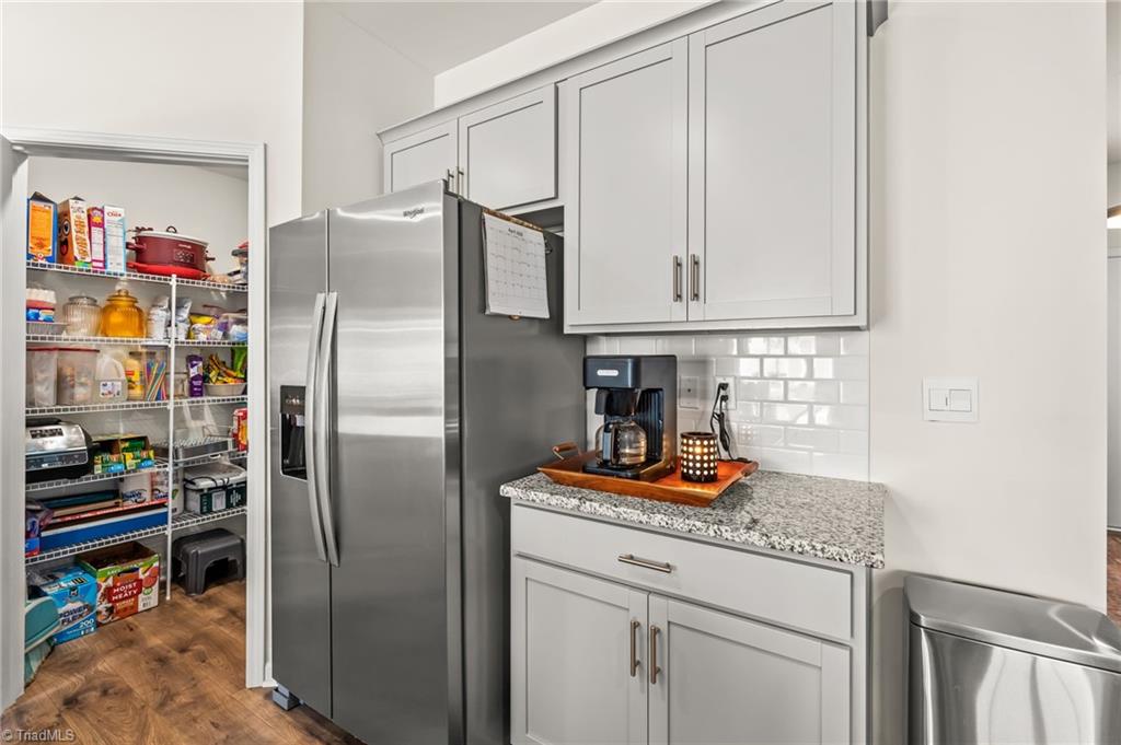 3216 Highlander Point