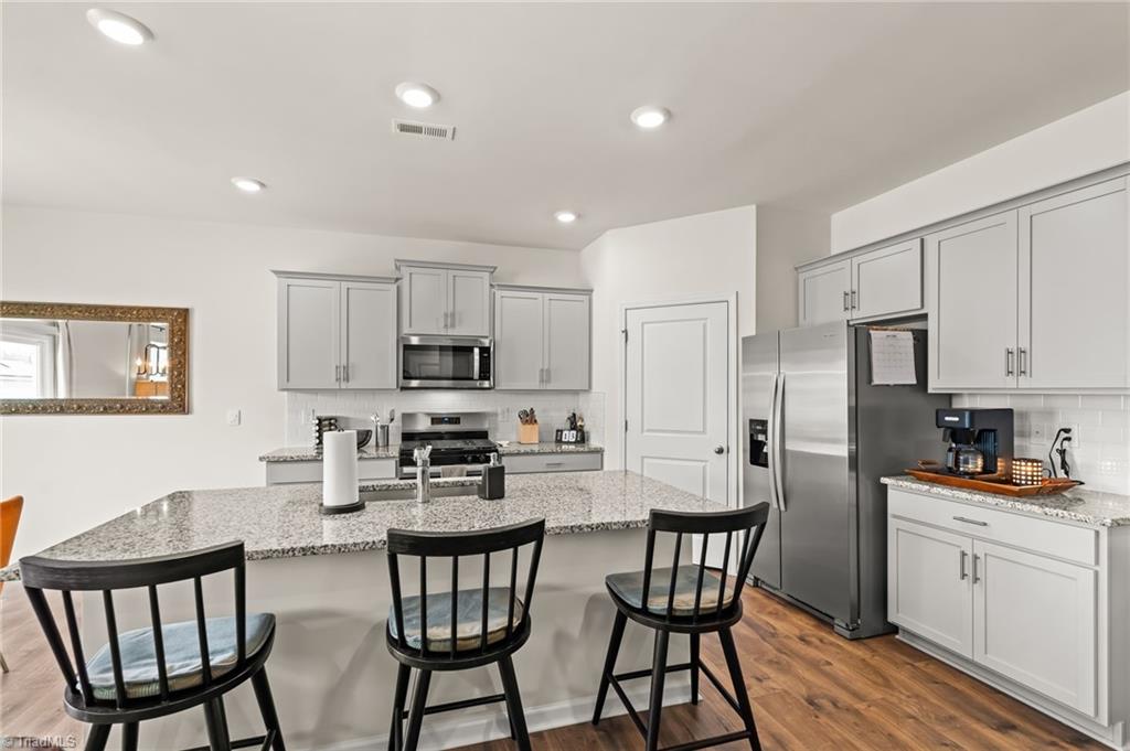 3216 Highlander Point