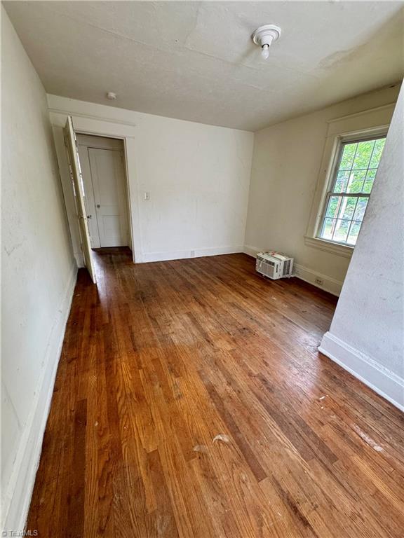 611 W Lexington Avenue