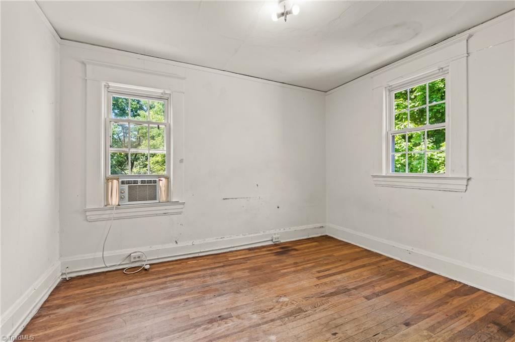 611 W Lexington Avenue