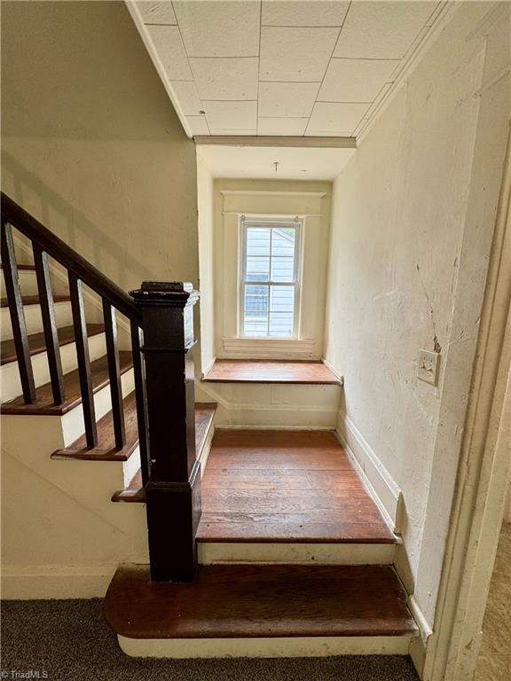 611 W Lexington Avenue