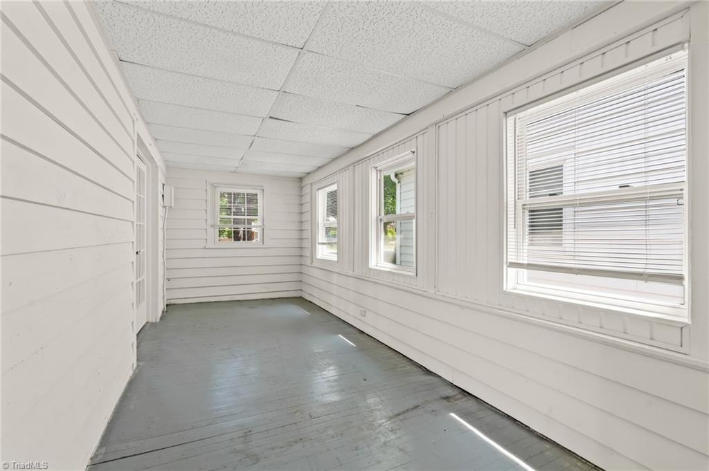 611 W Lexington Avenue