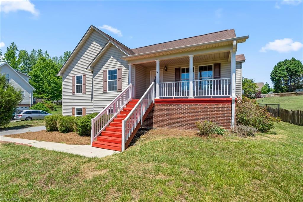 808 Arnold Road