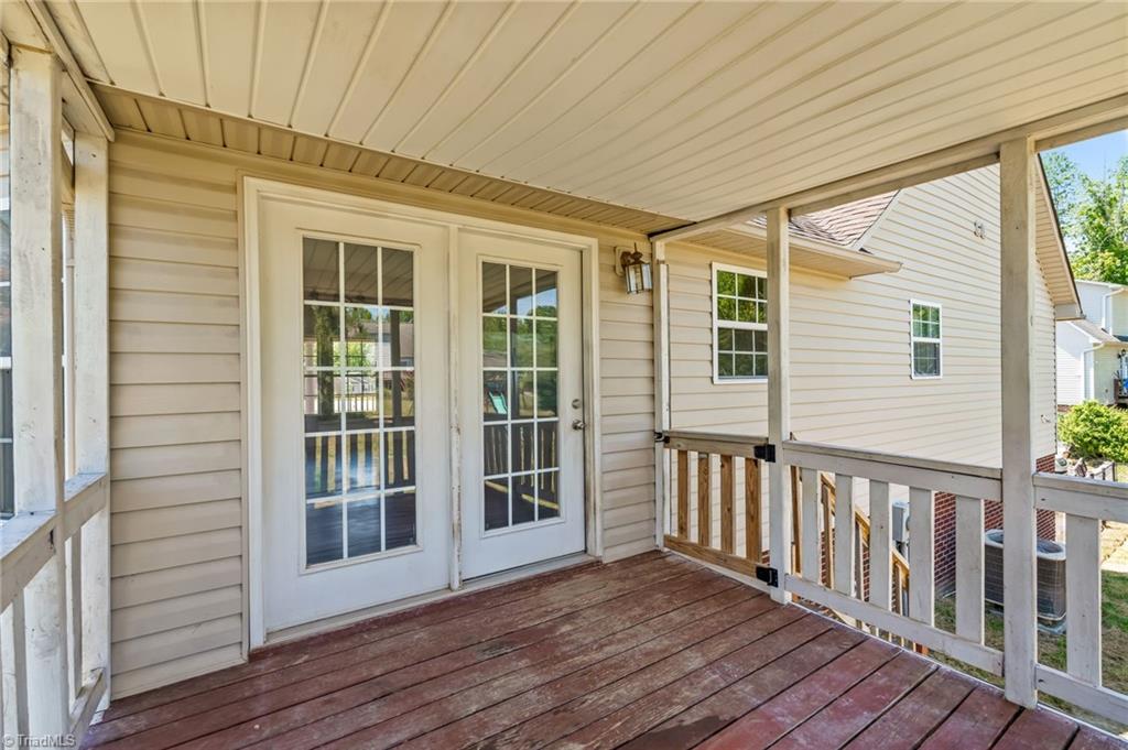 808 Arnold Road