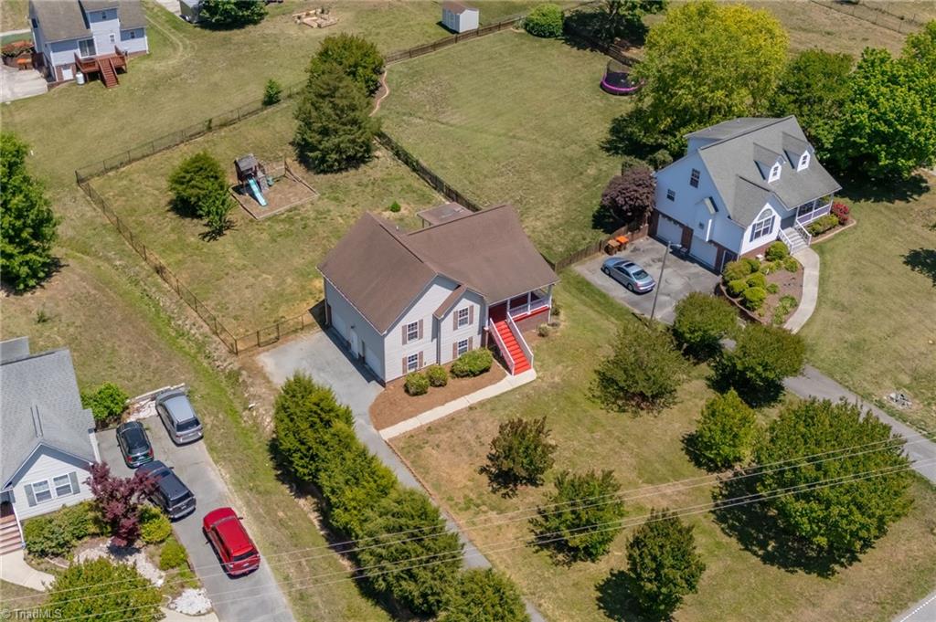 808 Arnold Road