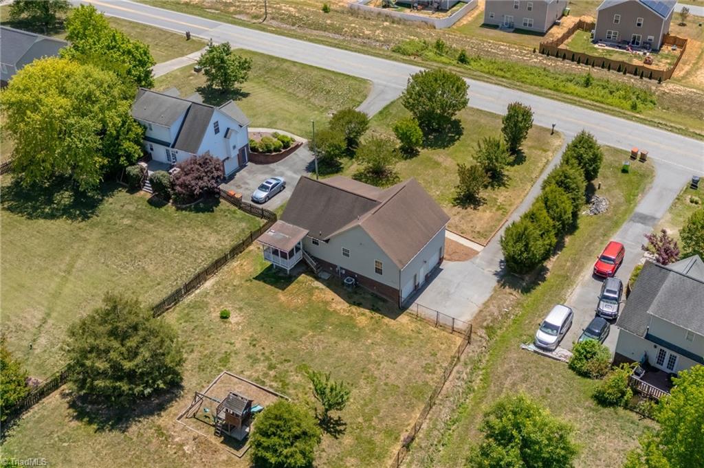 808 Arnold Road