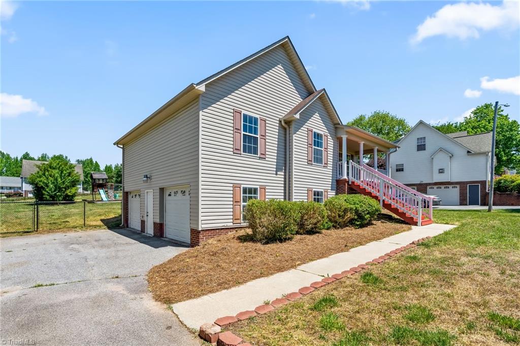 808 Arnold Road