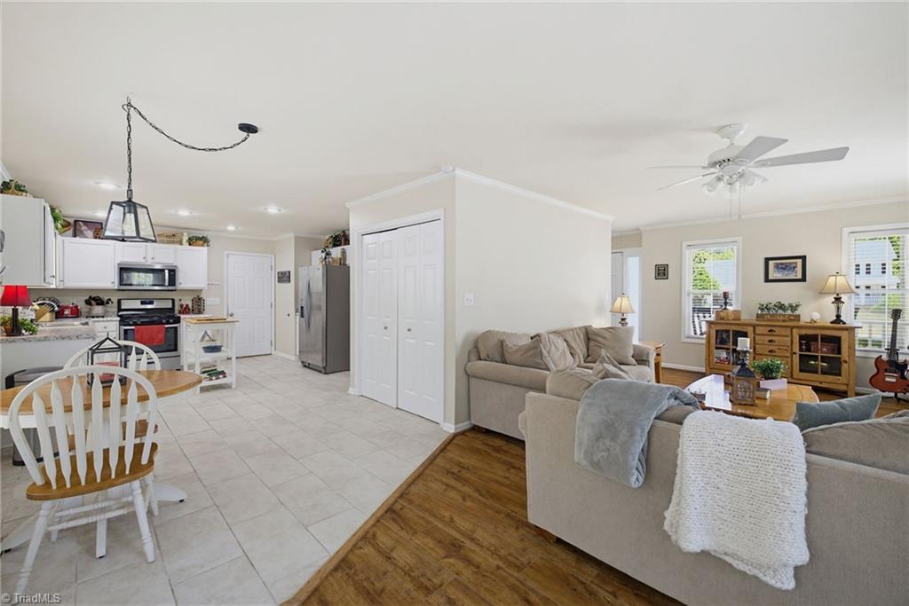 1305 Merlin Circle
