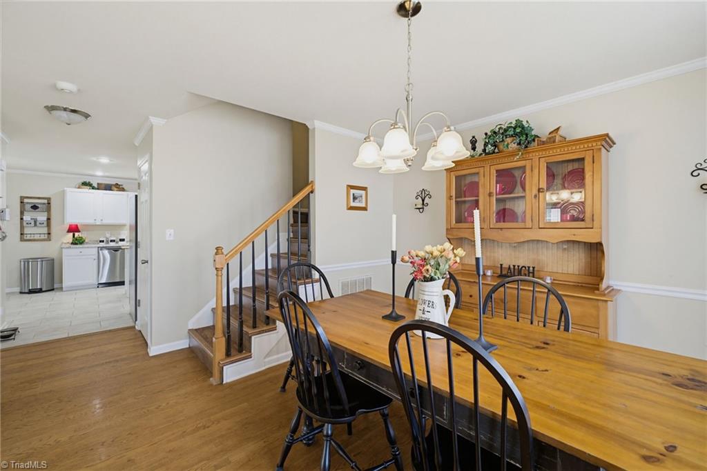 1305 Merlin Circle