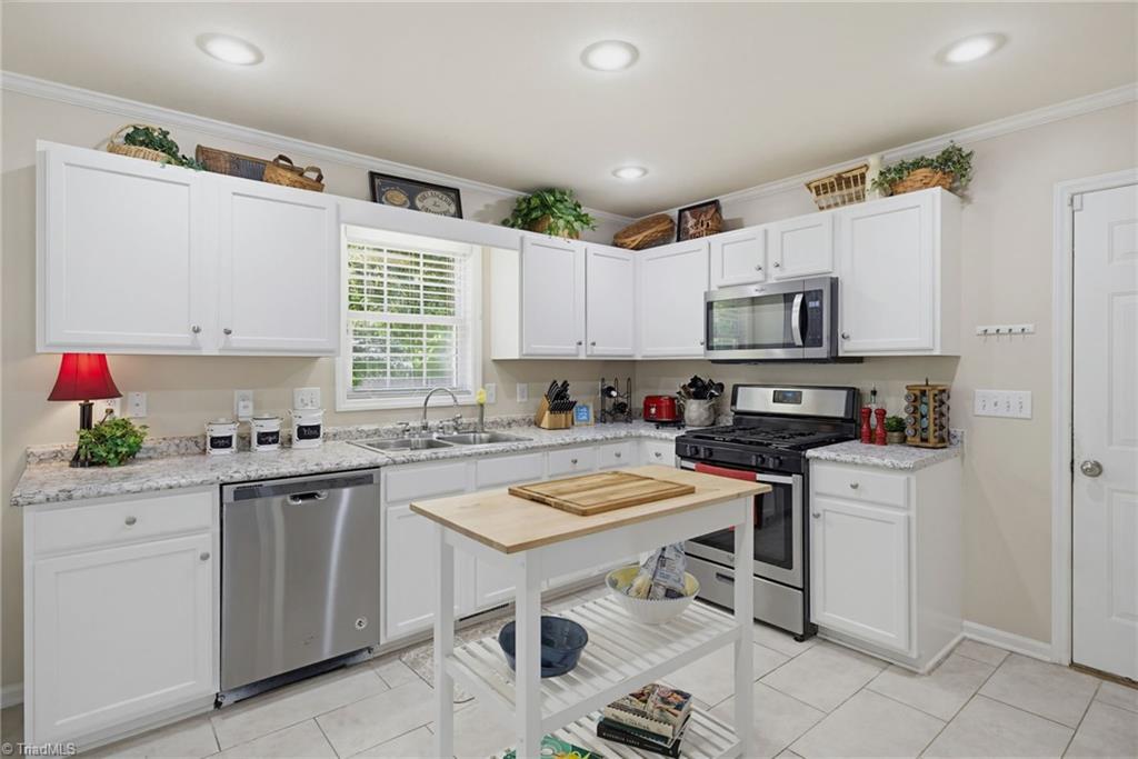 1305 Merlin Circle