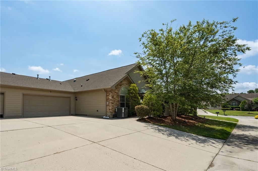 4261 Plantation Ridge Lane