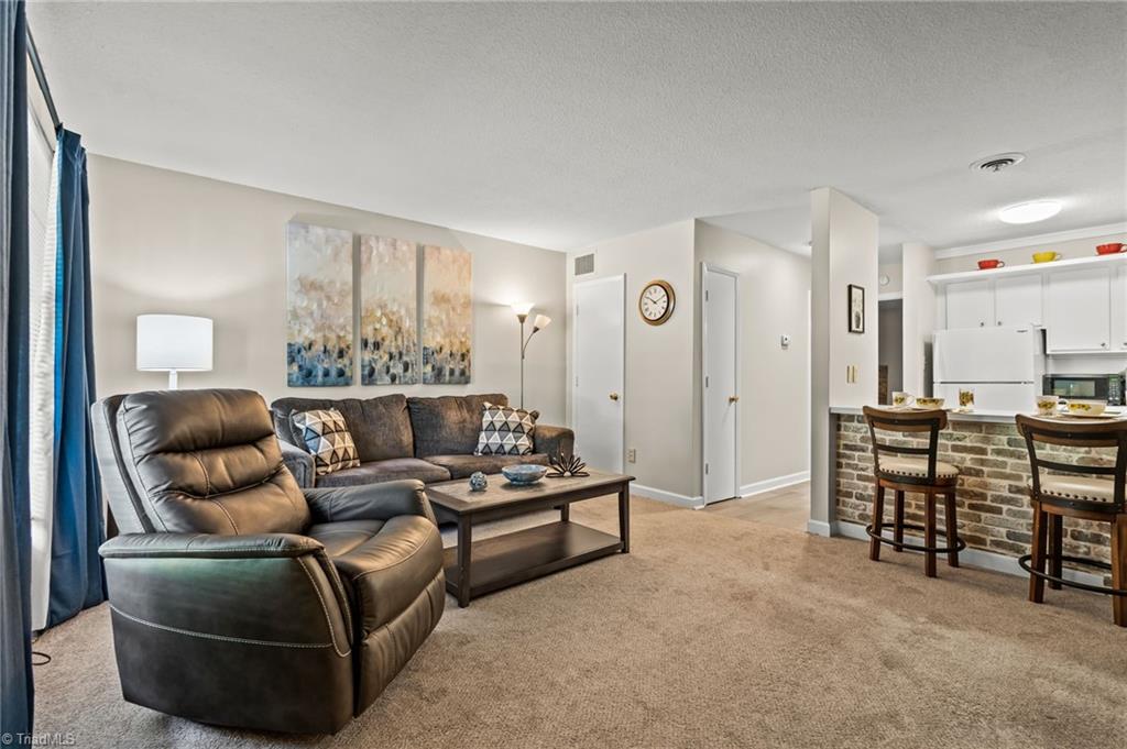 1107 Robin Hood Road # B
