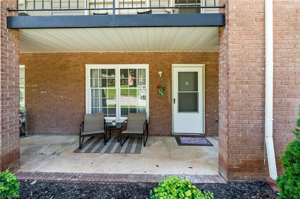 1107 Robin Hood Road # B