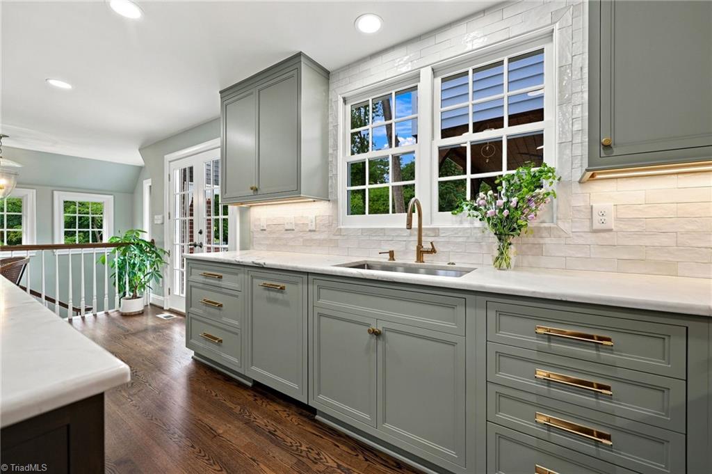 708 Florham Drive