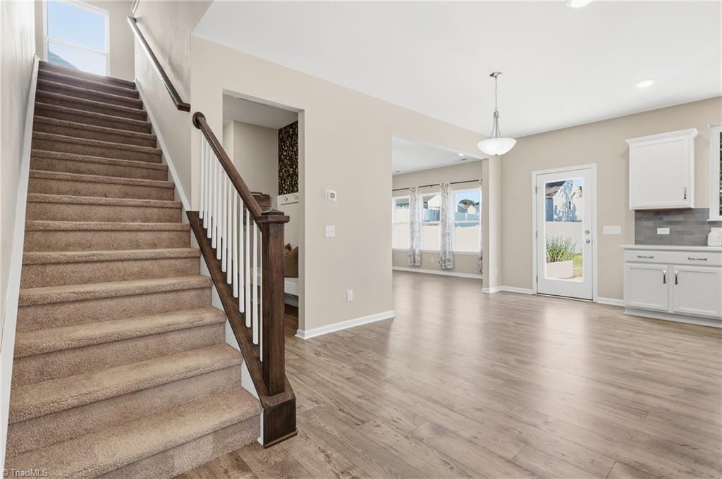 2404 Dukes Hollow Court