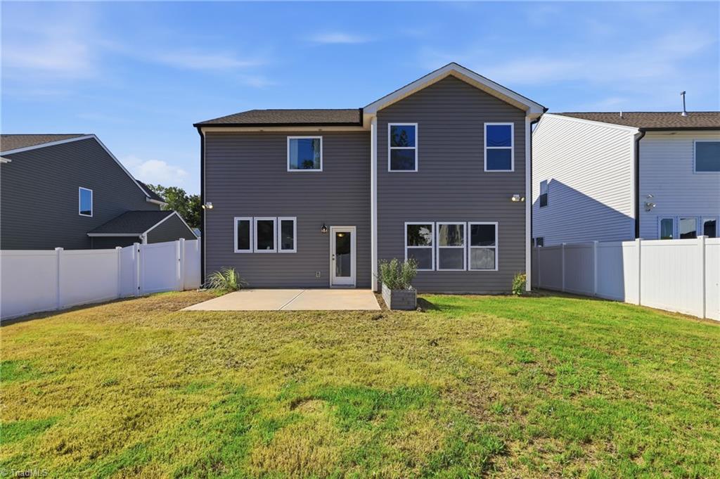 2404 Dukes Hollow Court