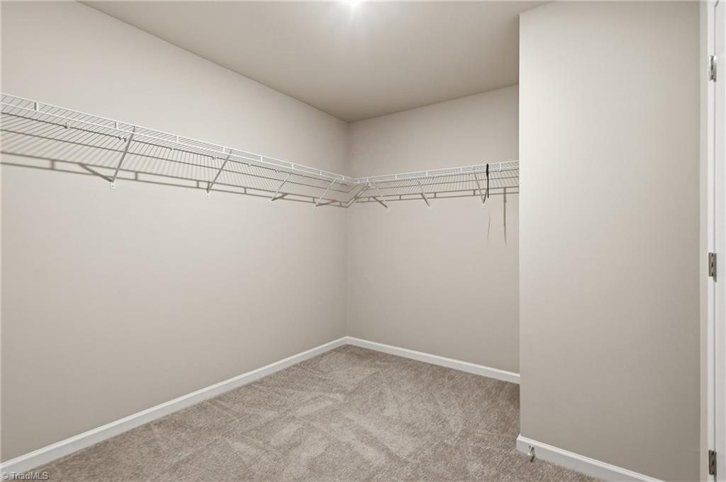 2404 Dukes Hollow Court