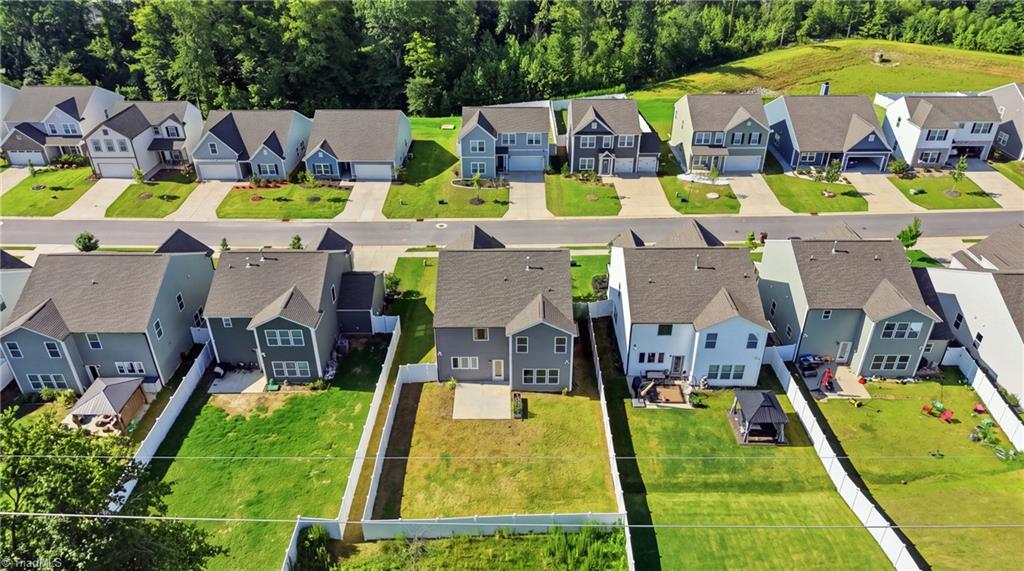 2404 Dukes Hollow Court