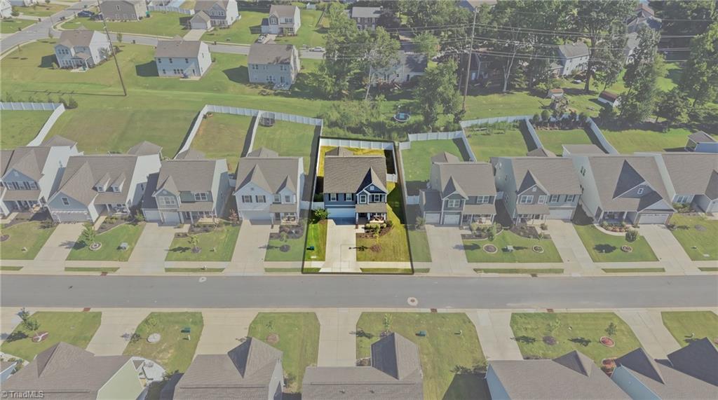 2404 Dukes Hollow Court