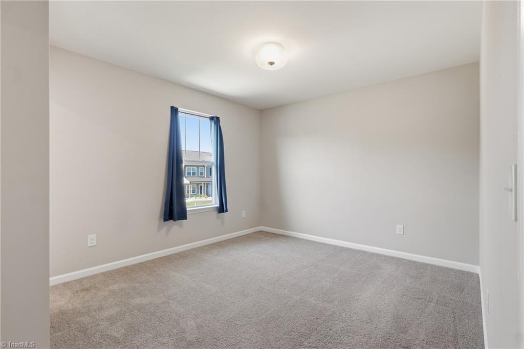 2404 Dukes Hollow Court