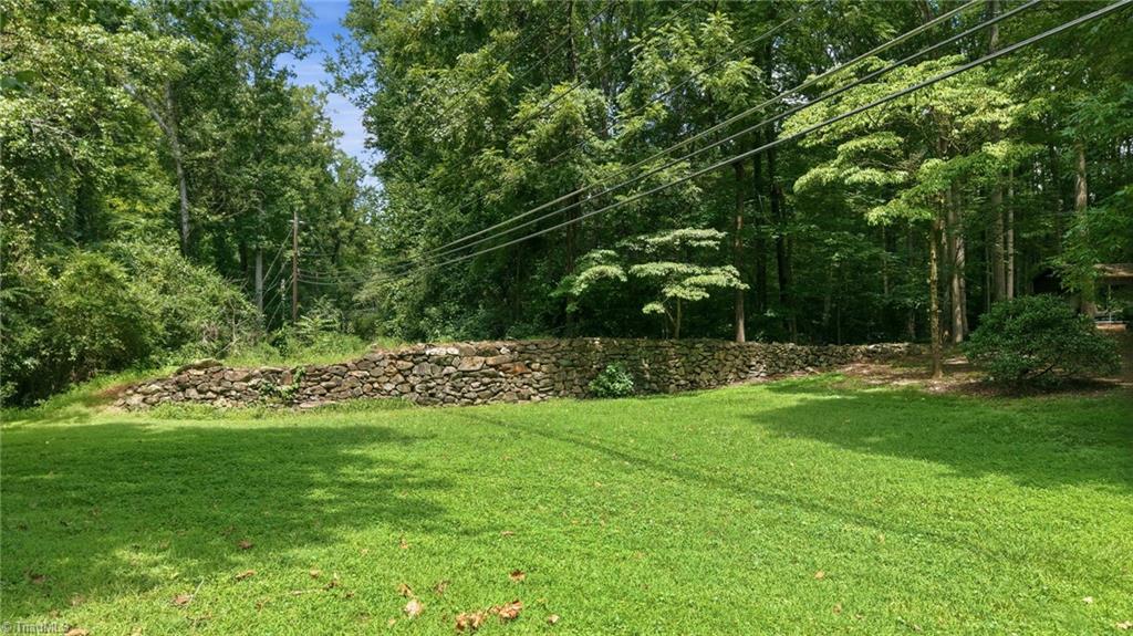 4401 Oakview Drive