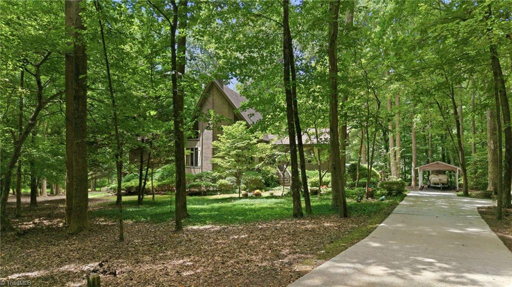 4401 Oakview Drive