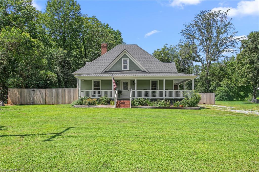 611 E Steeple Chase Road