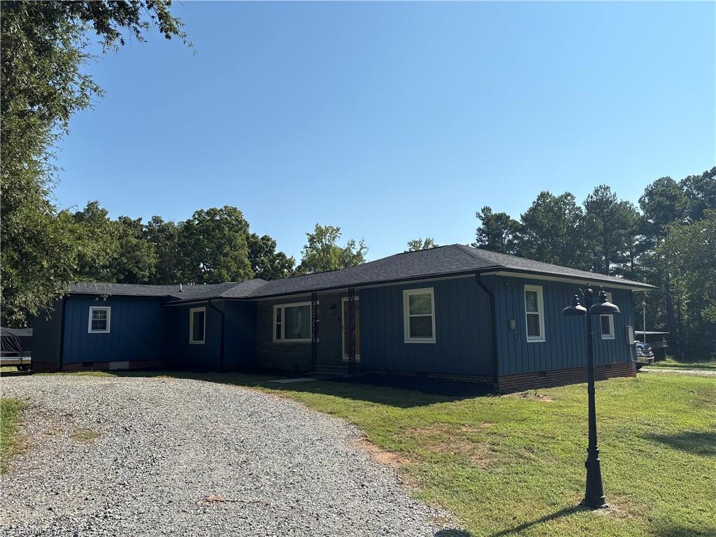105 Old Nc Highway 109