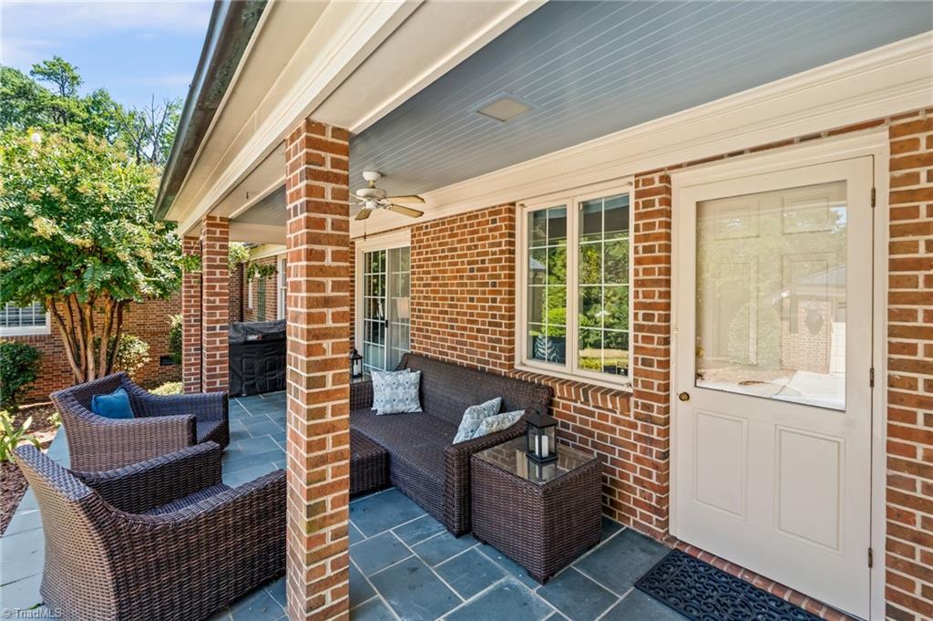 1110 Forest Hill Drive