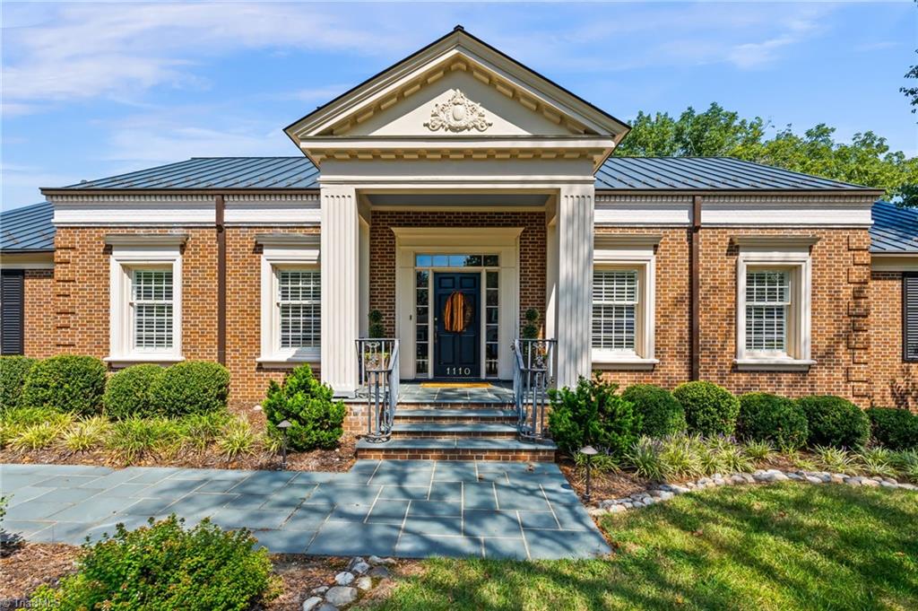 1110 Forest Hill Drive
