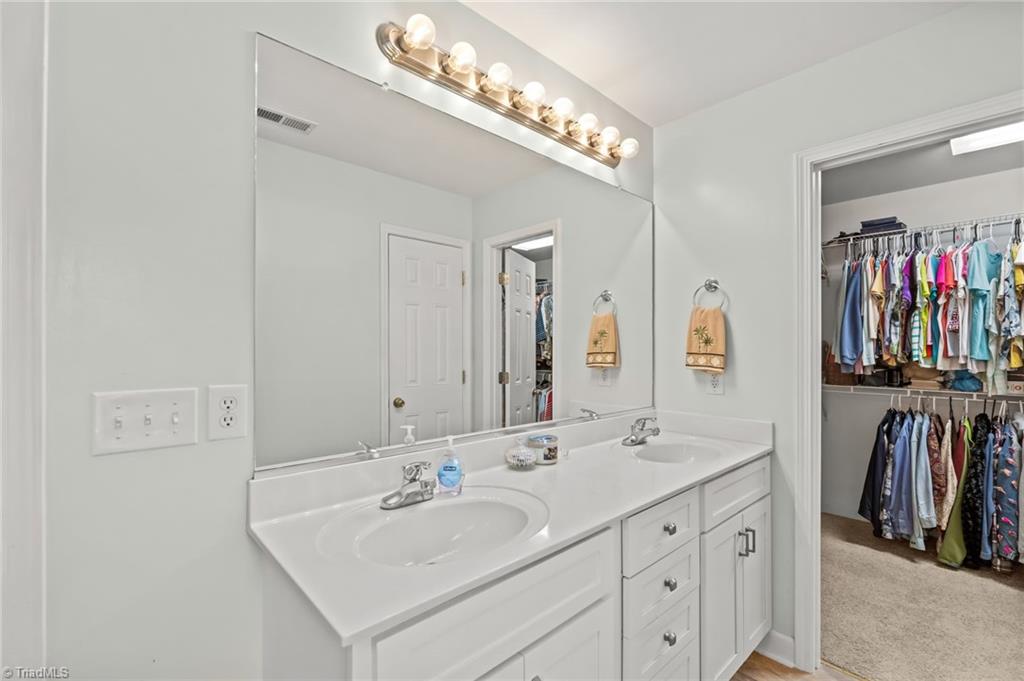 5363 Graycliff Lane
