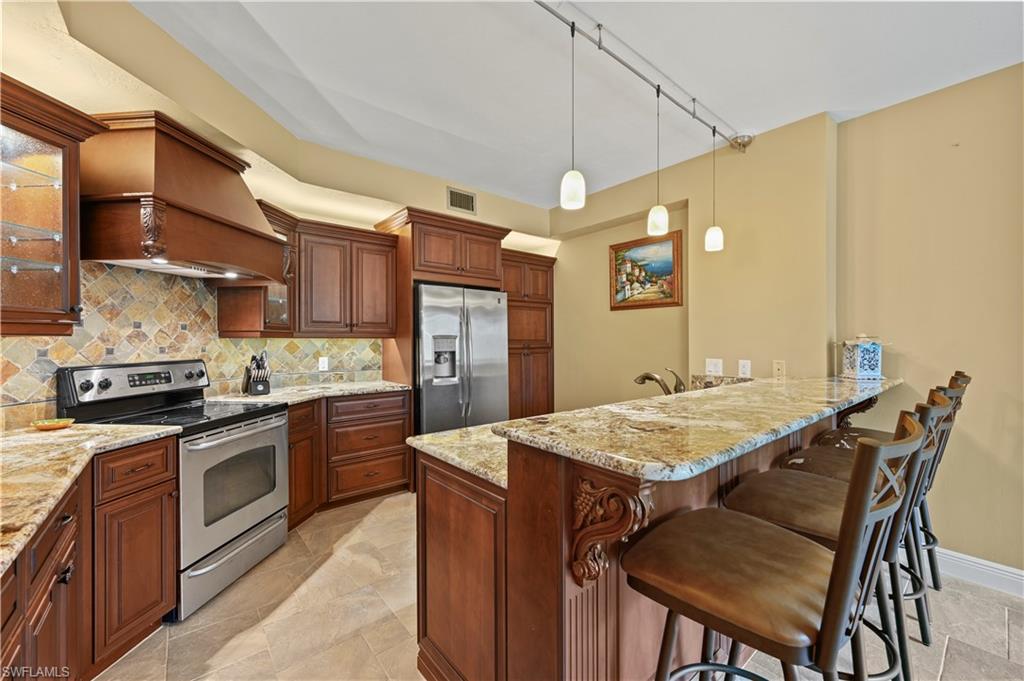 6510 Valen WAY # B201